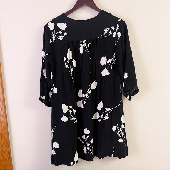 ba&sh Black Floral V-neck Crepe Lady Dress Mini Length Size Medium Flowy - Picture 8 of 11